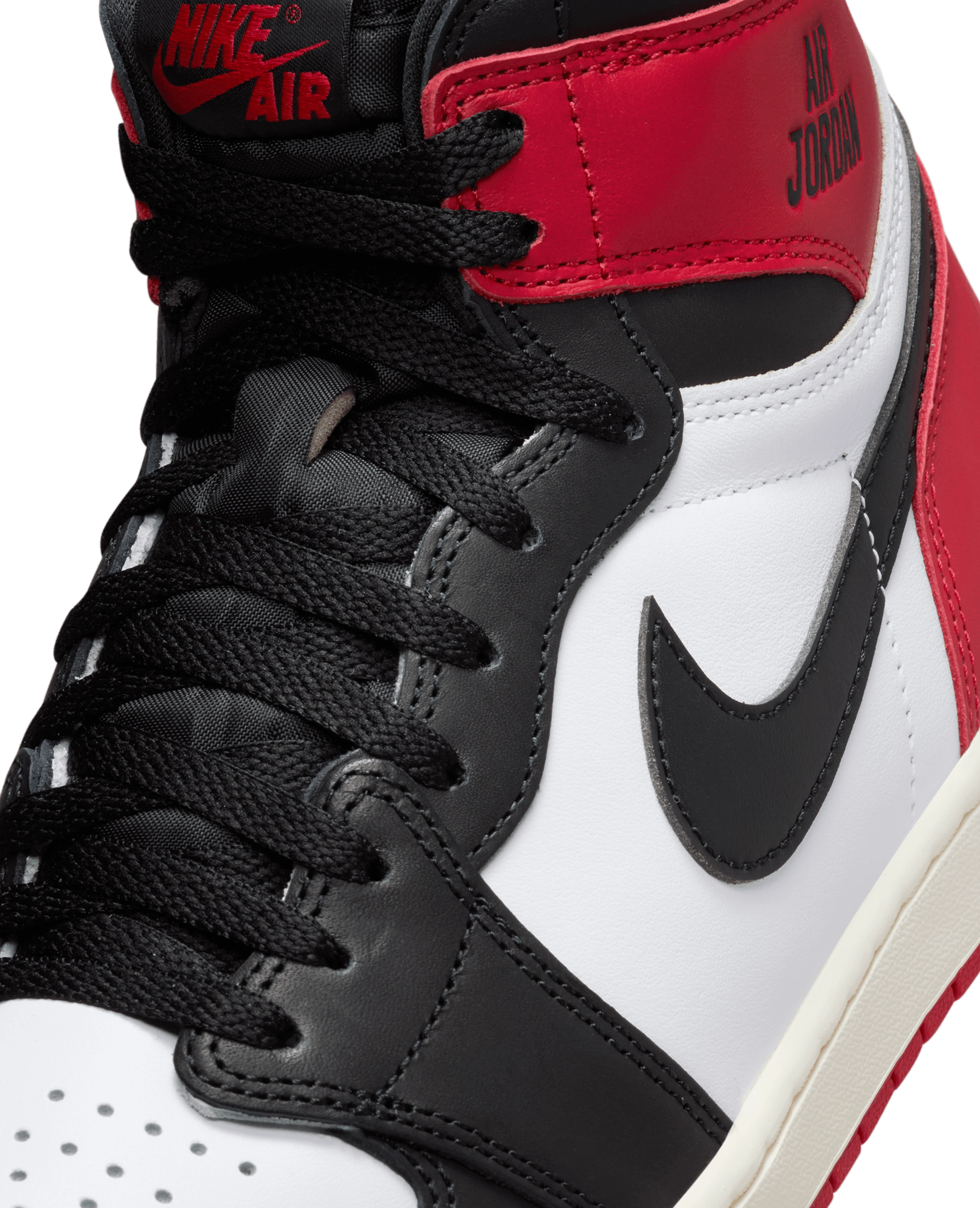 Air Jordan 1 Retro High OG 'Black Toe' - Image 4